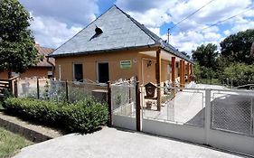 Szieszta Vendeghaz
